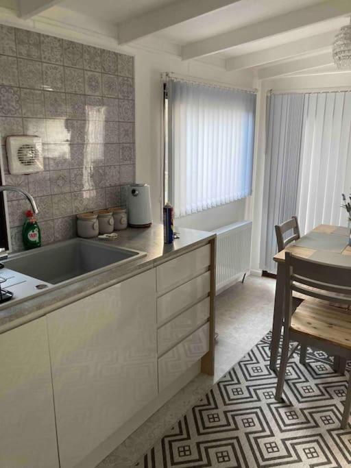 Cwtch Cymru Lodge 7F Caer Beris Holiday Lodge Park Builth Wells Exterior foto